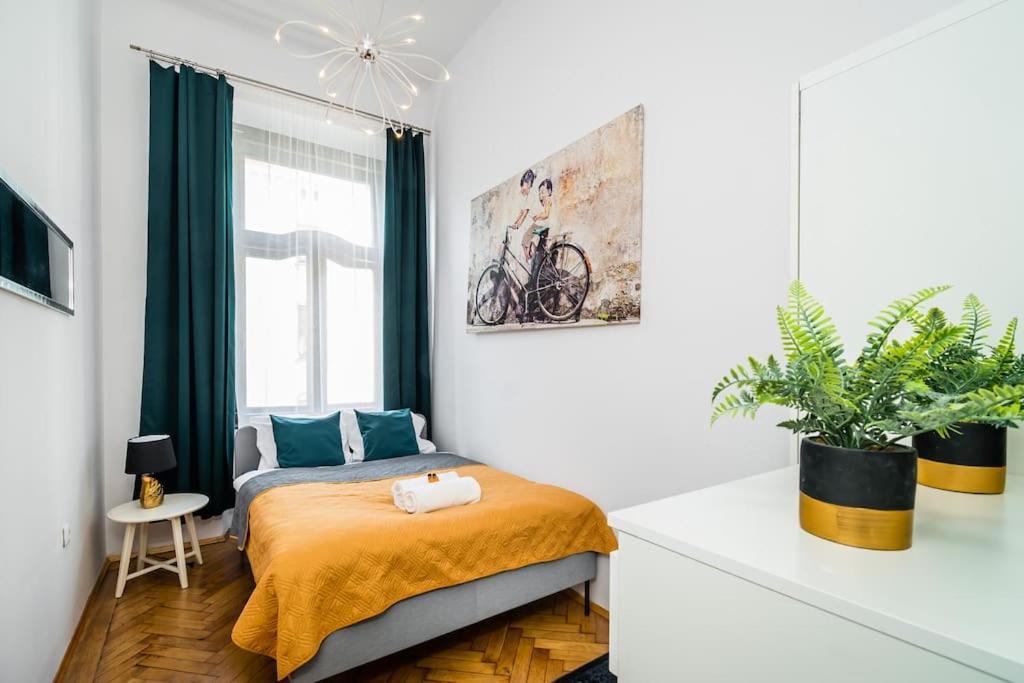 Royal City Apartment 40 M2 Krakow Ngoại thất bức ảnh